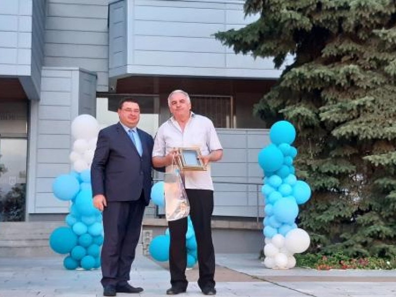 ГОДИШНИТЕ НАГРАДИ ЗА ОБРАЗОВАНИЕ И КУЛТУРА ЗА 2021 ГОДИНА БЯХА ВРЪЧЕНИ В СВИЩОВ