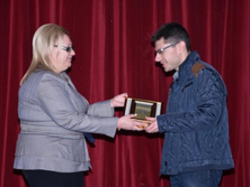 В СВИЩОВ БЯХА ВРЪЧЕНИ ГОДИШНИТЕ НАГРАДИ ЗА ОБРАЗОВАНИЕ И КУЛТУРА ЗА 2020 ГОДИНА