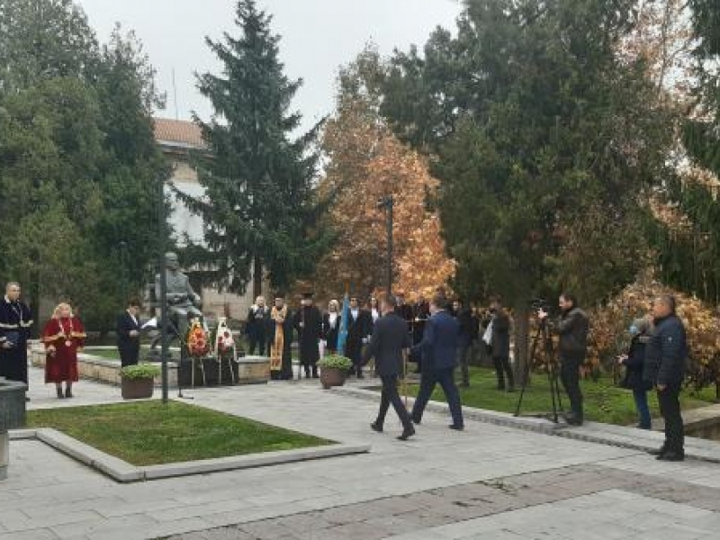 Стопанска академия „Димитър А. Ценов“ отбеляза 85-годишен юбилей