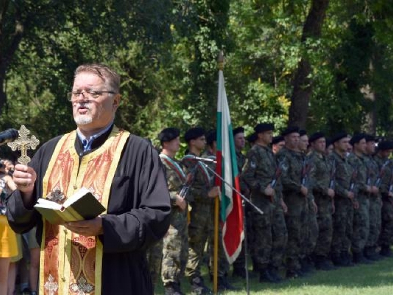 СВИЩОВЛИИ ЧЕСТВАХА 144 ГОДИНИ ОТ ОСВОБОЖДЕНИЕТО НА ГРАДА