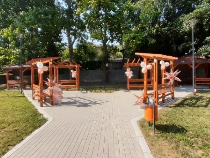 Център за грижа за възрастни хора в невъзможност за самообслужване бе открит днес в Свищов 