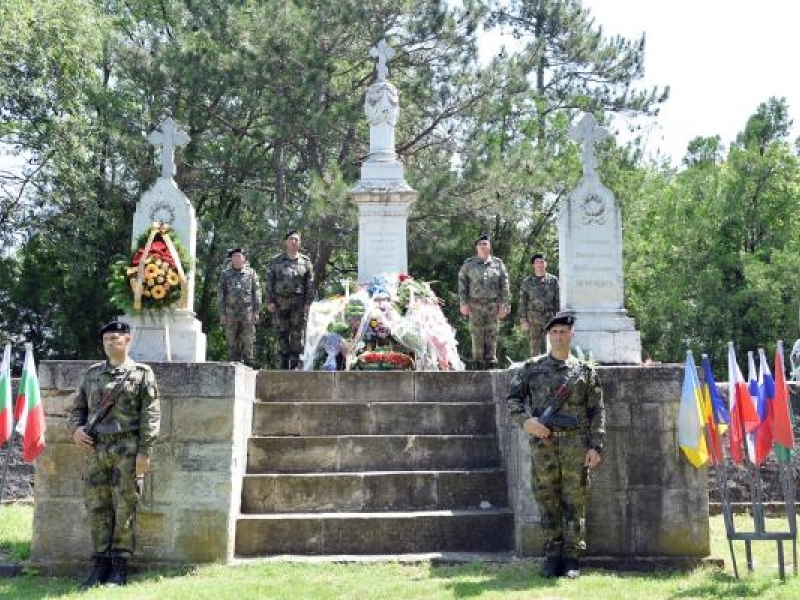 СВИЩОВЛИИ ЧЕСТВАХА 144 ГОДИНИ ОТ ОСВОБОЖДЕНИЕТО НА ГРАДА