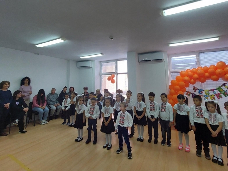 Потребителите в ДСХ „Мария Луиза” – гр. Свищов отбелязаха Международния ден на възрастните хора 