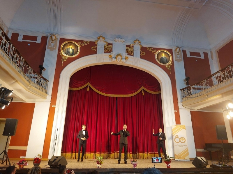 С вълнуващ концерт Градска библиотека „Проф. Иван Шишманов“ в Свищов отпразнува 80-годишен юбилей 