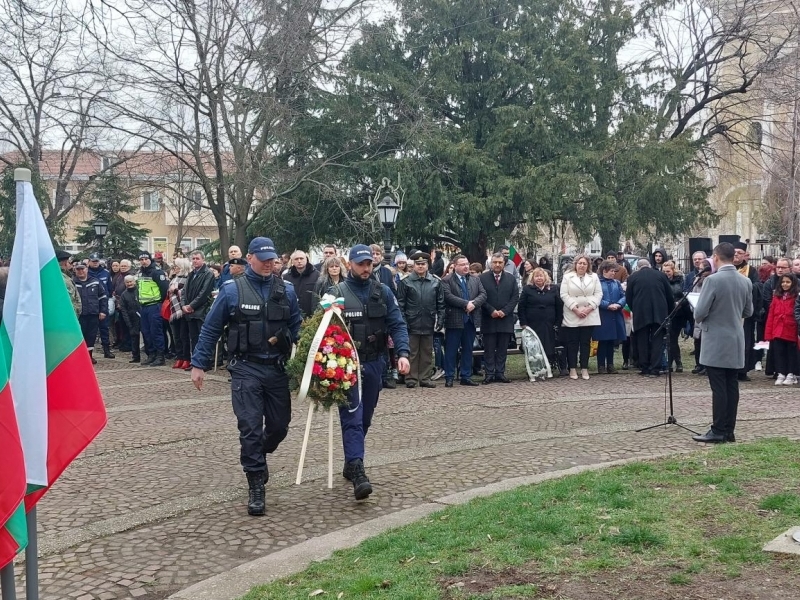 Свищов тържествено отбеляза 145 години от Освобождението на България 