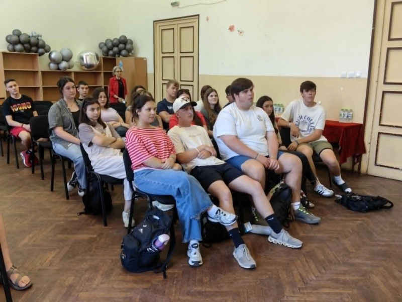 За поредна година СУ „Николай Катранов“ посрещна гости от Америка 