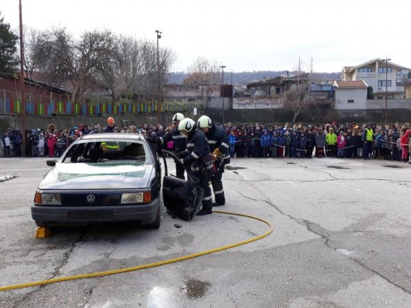 В Свищов отбелязаха Международния ден на доброволеца 