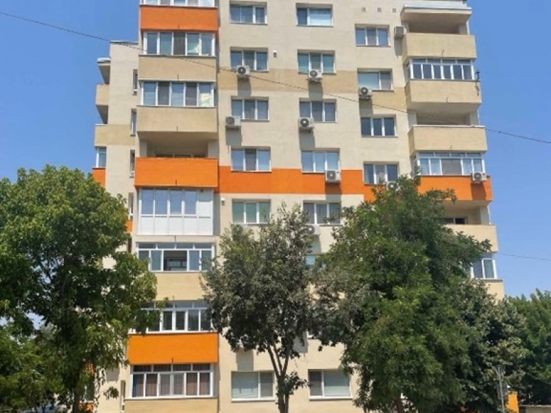 Приключиха дейностите по два от договорите за устойчиво енергийно обновяване на жилищния сграден фонд в Свищов 