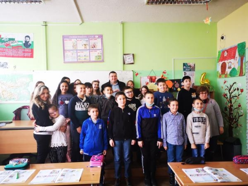 Кметът на Свищов д-р Генчо Генчев даде начало на инициативата „Един час с кмета“