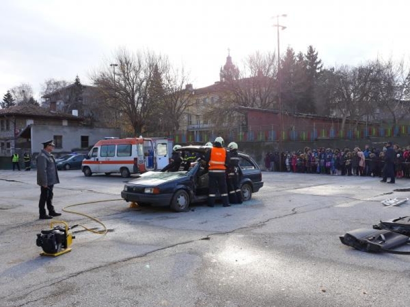 В Свищов отбелязаха Международния ден на доброволеца 