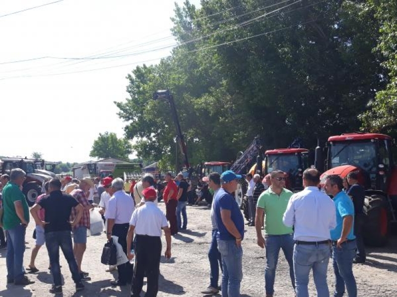 Земеделци от региона се събраха за Деня на пшеницата в село Царевец 