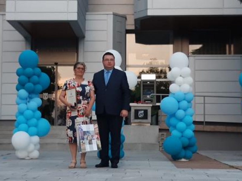 ГОДИШНИТЕ НАГРАДИ ЗА ОБРАЗОВАНИЕ И КУЛТУРА ЗА 2021 ГОДИНА БЯХА ВРЪЧЕНИ В СВИЩОВ
