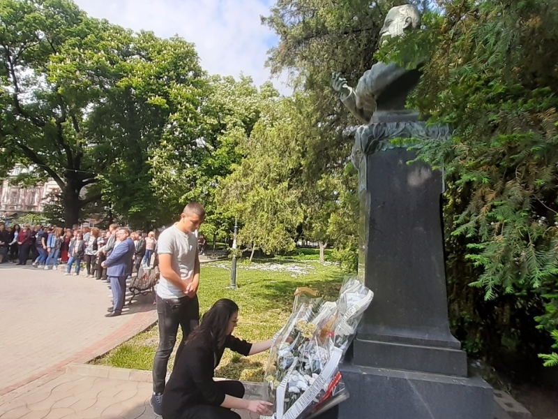 125 години от гибелта на Алеко Константинов бяха отбелязани днес в Свищов и София