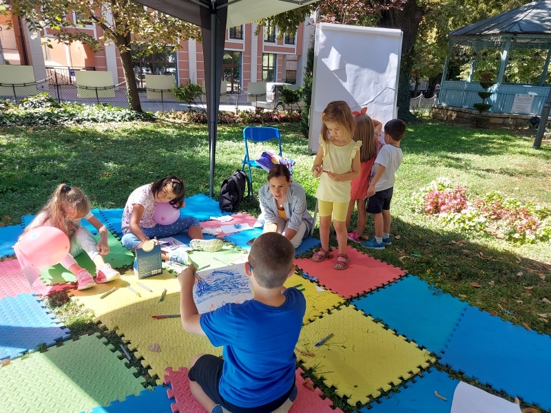 Книги, усмивки и вдъхновение – Свищов посреща учебната година с празник за децата 